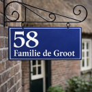 högkvalitativ Dubbelsidig skylt med efternamn helt anpassat