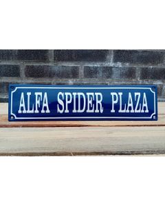 Alfa Spider plaza