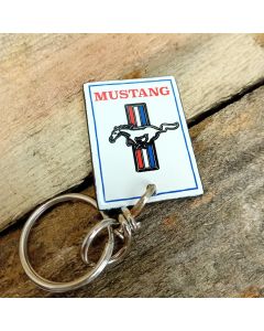 Mustang emalj nyckelring