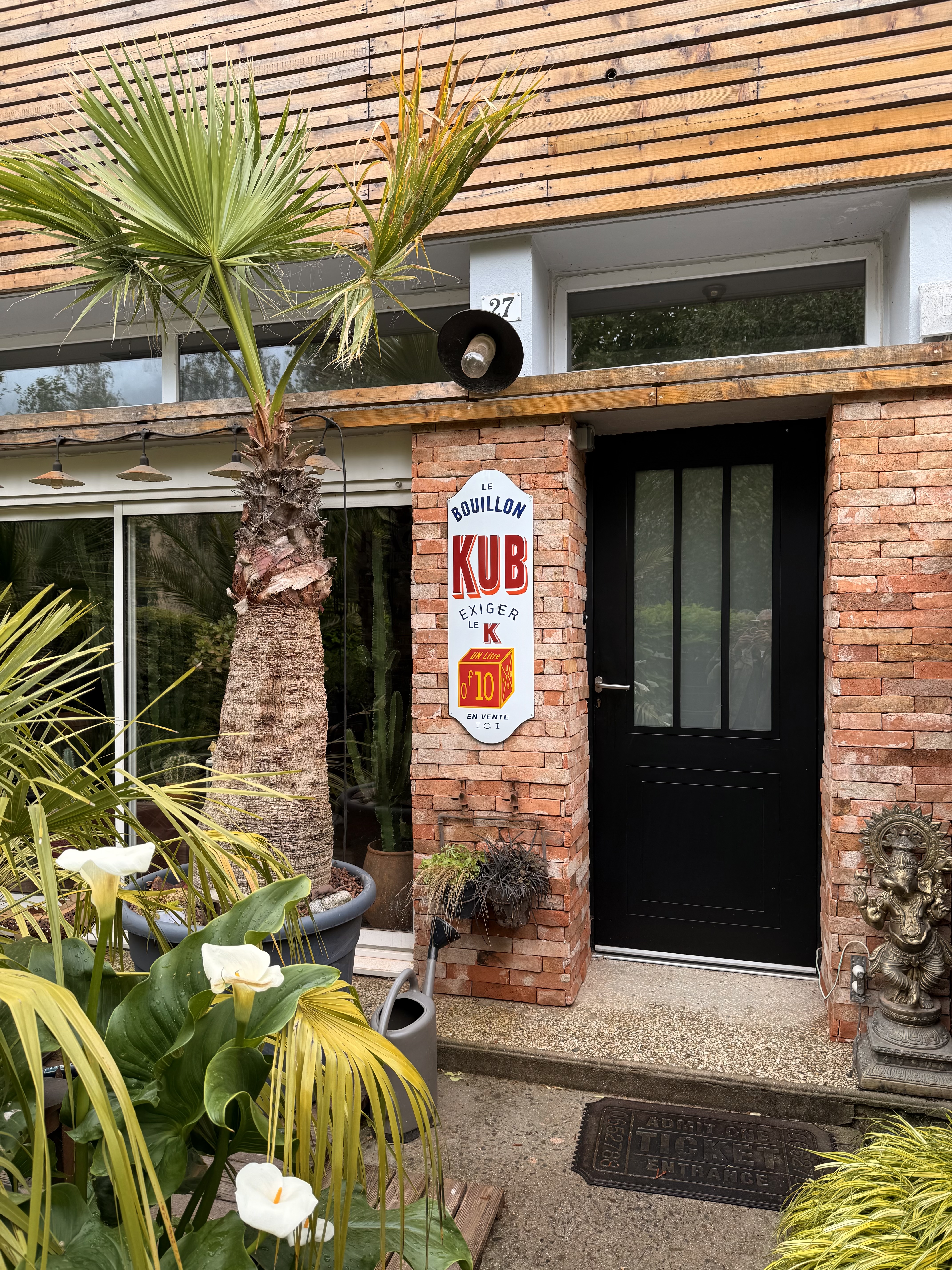 Le Bouillon Kub Exiger STOR emaljskylt