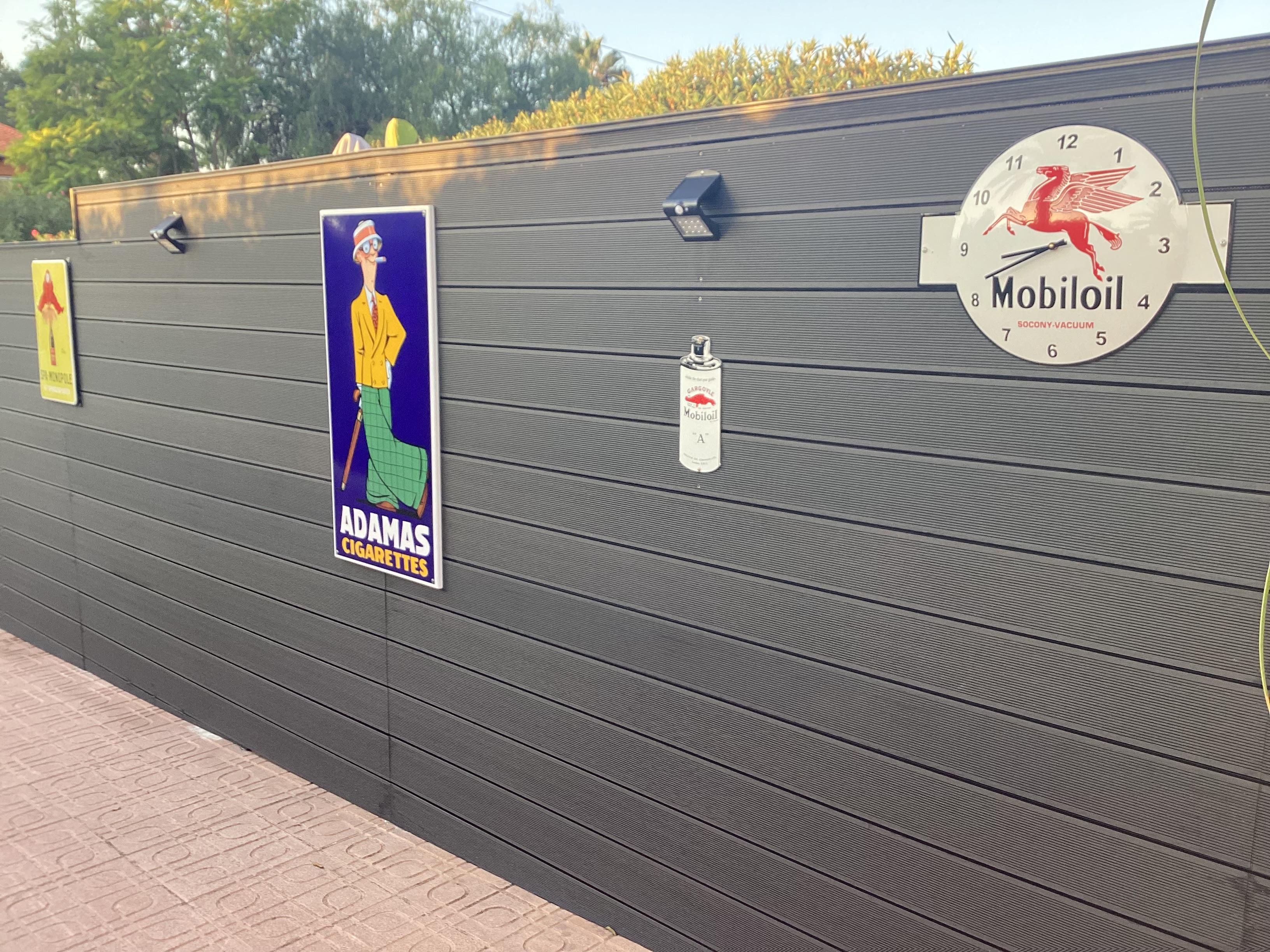 Klocka Mobiloil emalj